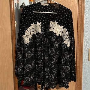 Loft Ann Taylor Top Blouse Embroidered Flower Lace Tassels Lace Up Front Size L